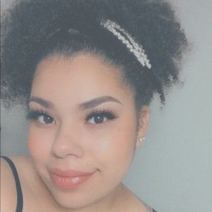 Meet your Posher, Azaria